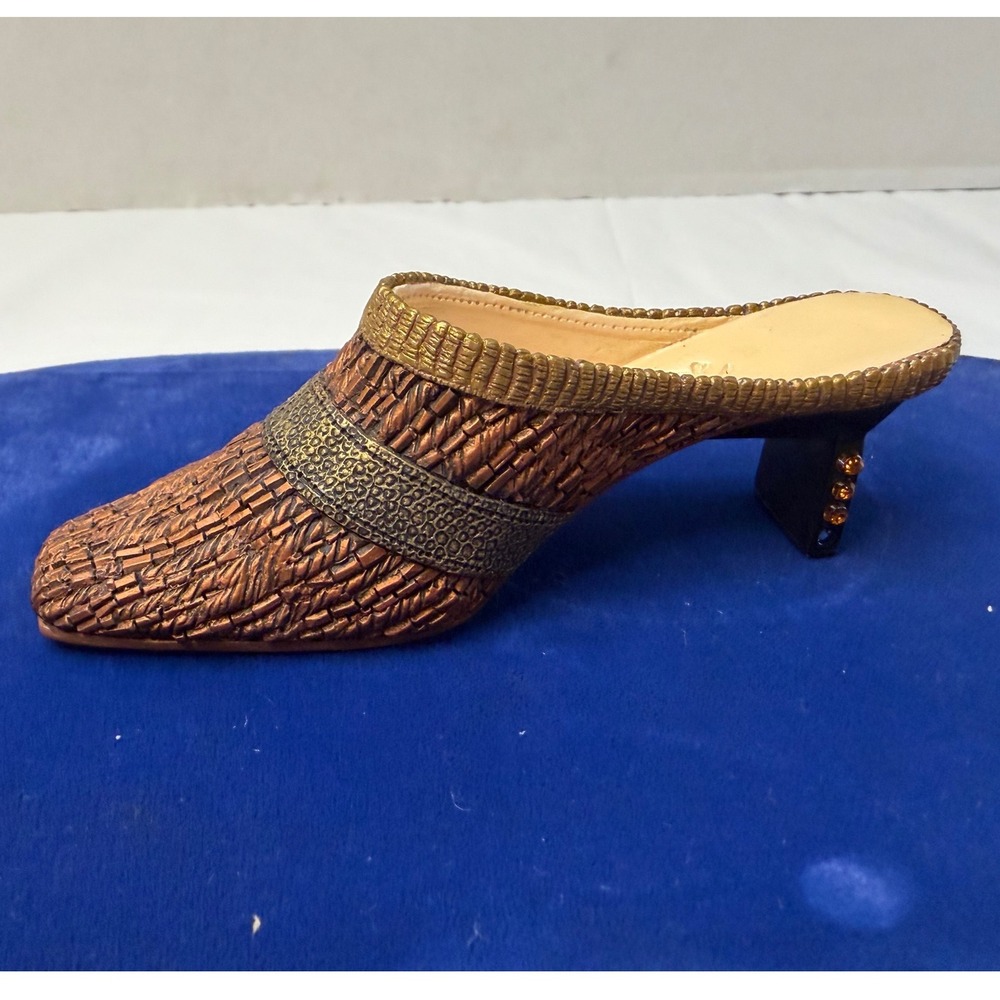 Just The Right Shoe Pretty Penny 25105 Raine Willitts Designs Miniature Figurine